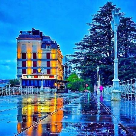 Izo'S Home Кутаїсі Екстер'єр фото