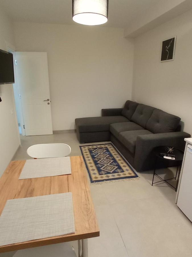 Izo'S Home Кутаїсі Екстер'єр фото