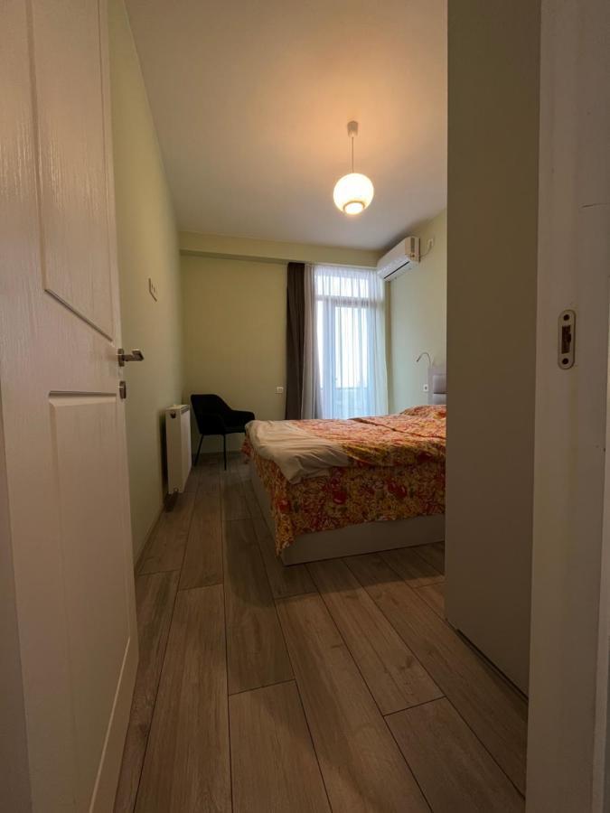 Izo'S Home Кутаїсі Екстер'єр фото