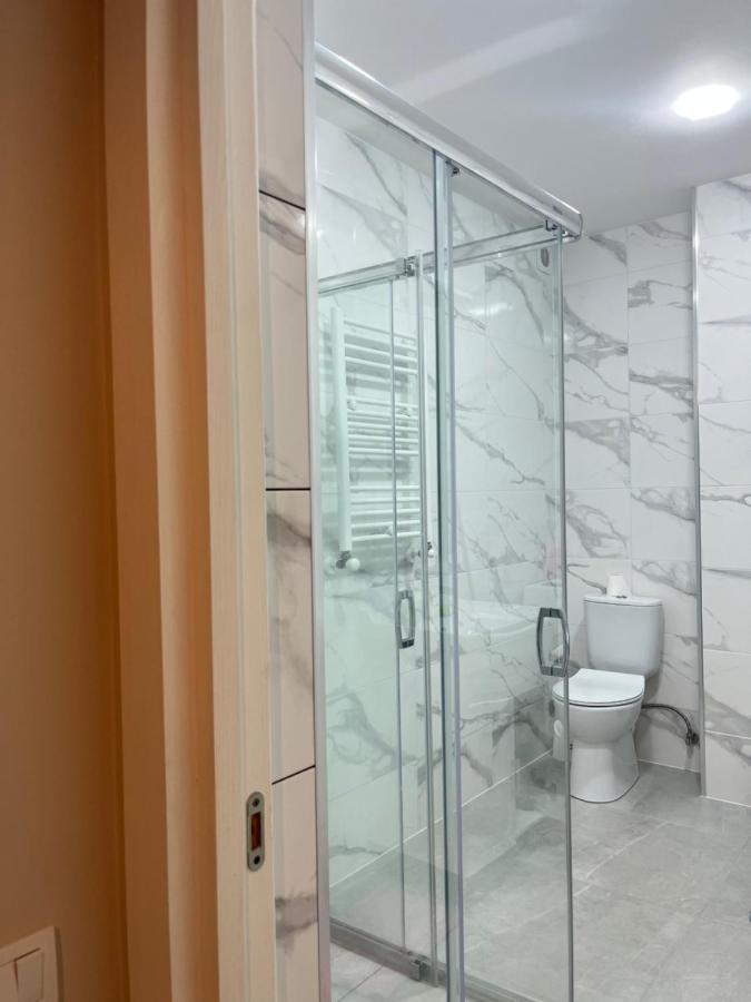 Izo'S Home Кутаїсі Екстер'єр фото
